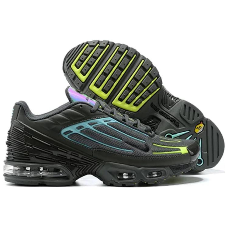 Shop 耐克Air Max Plus 3‘黑色虹彩’ CV1643-002