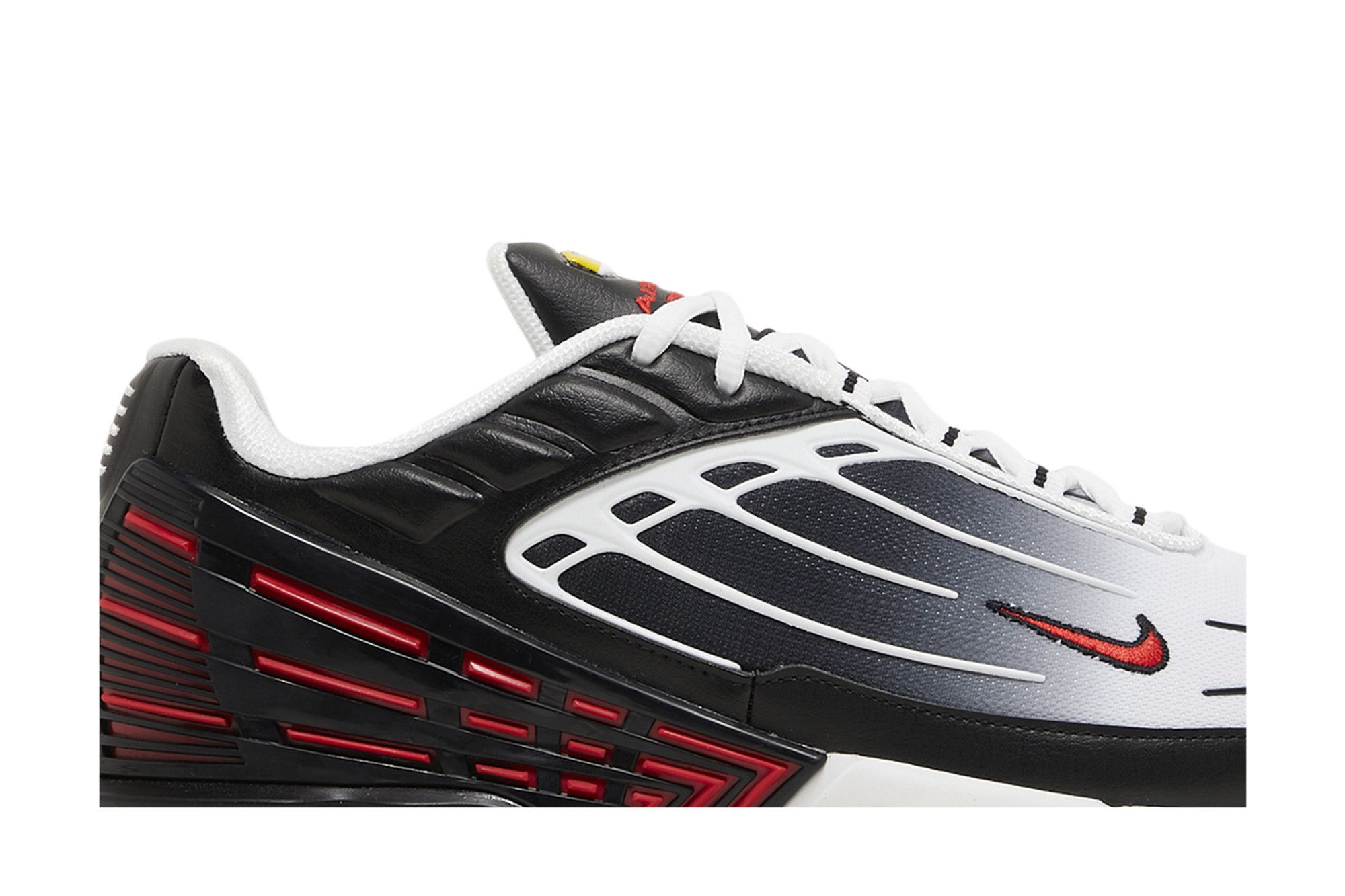 Lookbook Nike Air Max Plus 3 ''Nero Rosso Università''. DM2573-001