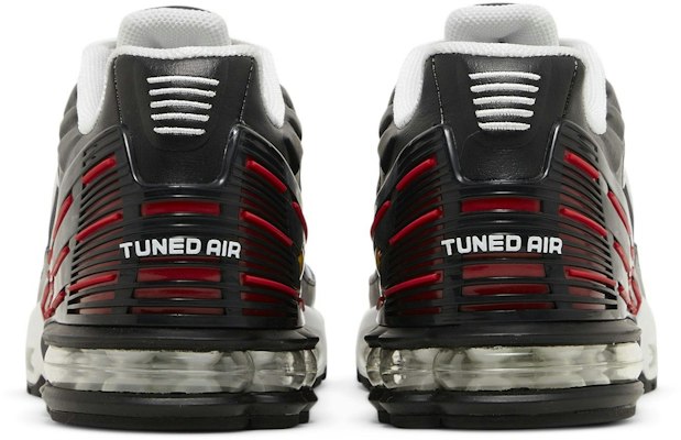 Nike Air Max Plus 3 ''Nero Rosso Università''. DM2573-001 Sizing Nike Air Max Plus 3 ''Nero Rosso Università''. DM2573-001