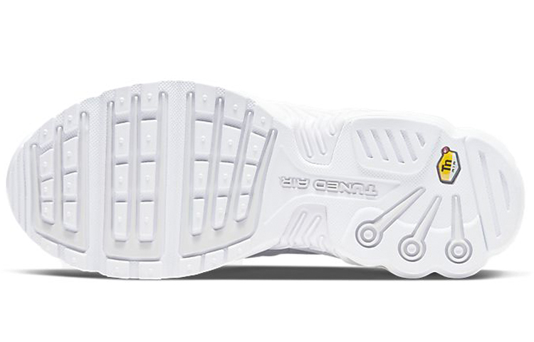 Details for ナイキ エア マックス プラス ３ トリプルホワイト CD6871-100