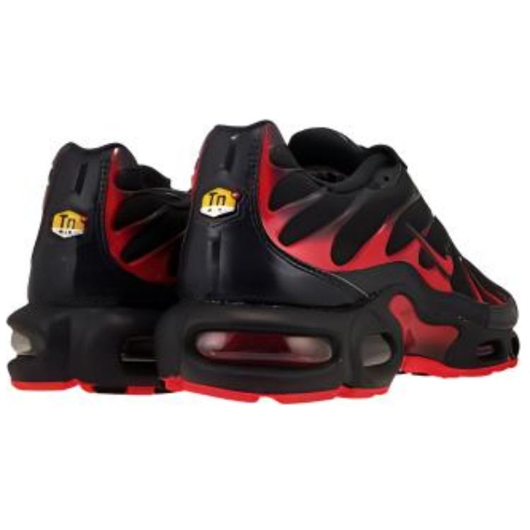 Nike Air Max Plus 'Anthracite Challenge Red' 圖 2