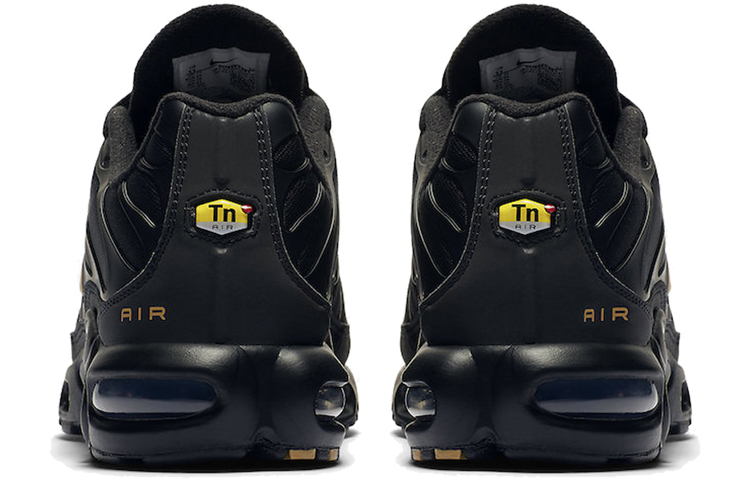 Shop Nike Air Max Plus 'Hitam Emas' CU3454-001