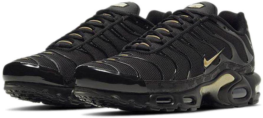 ナイキ エア マックス プラス "ブラック/メタリックゴールド" DC4118-001 Lookbook ナイキ エア マックス プラス "ブラック/メタリックゴールド" DC4118-001