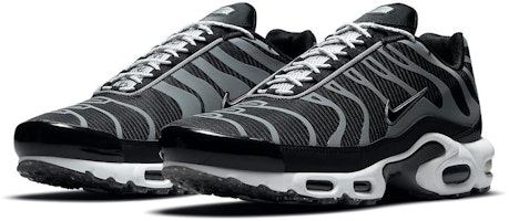 Nike Air Max Plus 'Hitam Perak Metalik' DM2466-001 Order Nike Air Max Plus 'Hitam Perak Metalik' DM2466-001