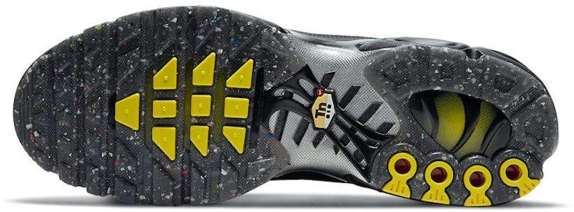 Nike Air Max Plus 'Negro Óptico Amarillo' DD7112-002 Details for Nike Air Max Plus 'Negro Óptico Amarillo' DD7112-002