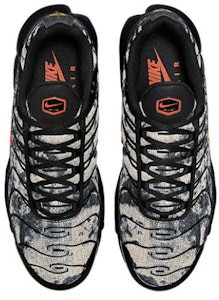 Nike Air Max Plus 'Hitam Oren Camo' FV6913-001 Lookbook Nike Air Max Plus 'Hitam Oren Camo' FV6913-001