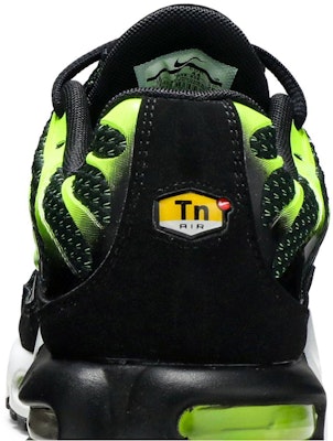 나이키 에어맥스 플러스 '블랙 볼트' 852630-036 Sizing 나이키 에어맥스 플러스 '블랙 볼트' 852630-036