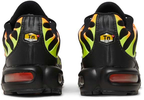 Black volt total orange air max plus deals