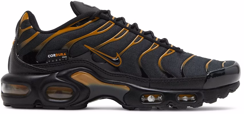Nike air max plus black metallic gold sales