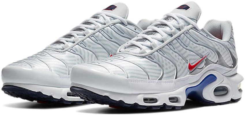 Nike Air Max Plus 'Euro Tour - Particle Grey' CW7575-001 Lookbook Nike Air Max Plus 'Euro Tour - Particle Grey' CW7575-001