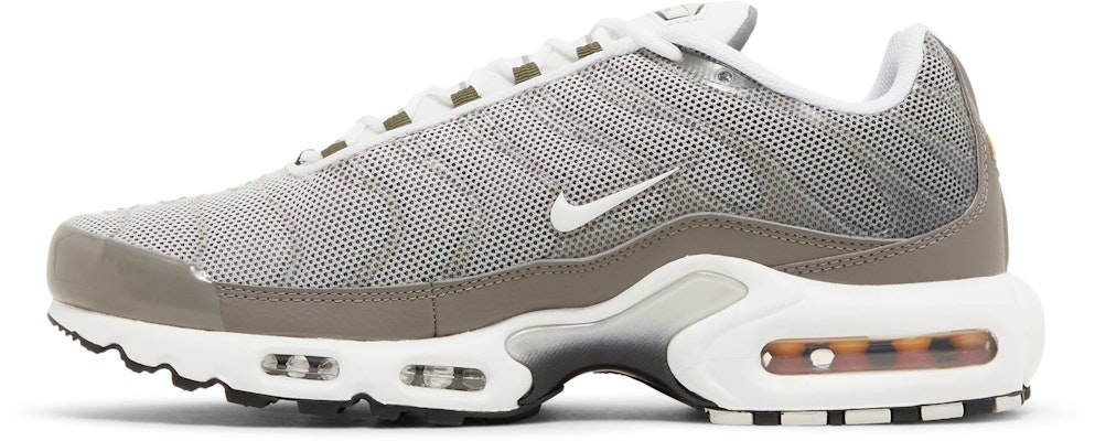 Nike Air Max Plus 'Flat Pewter' DV7665-002 Lookbook Nike Air Max Plus 'Flat Pewter' DV7665-002