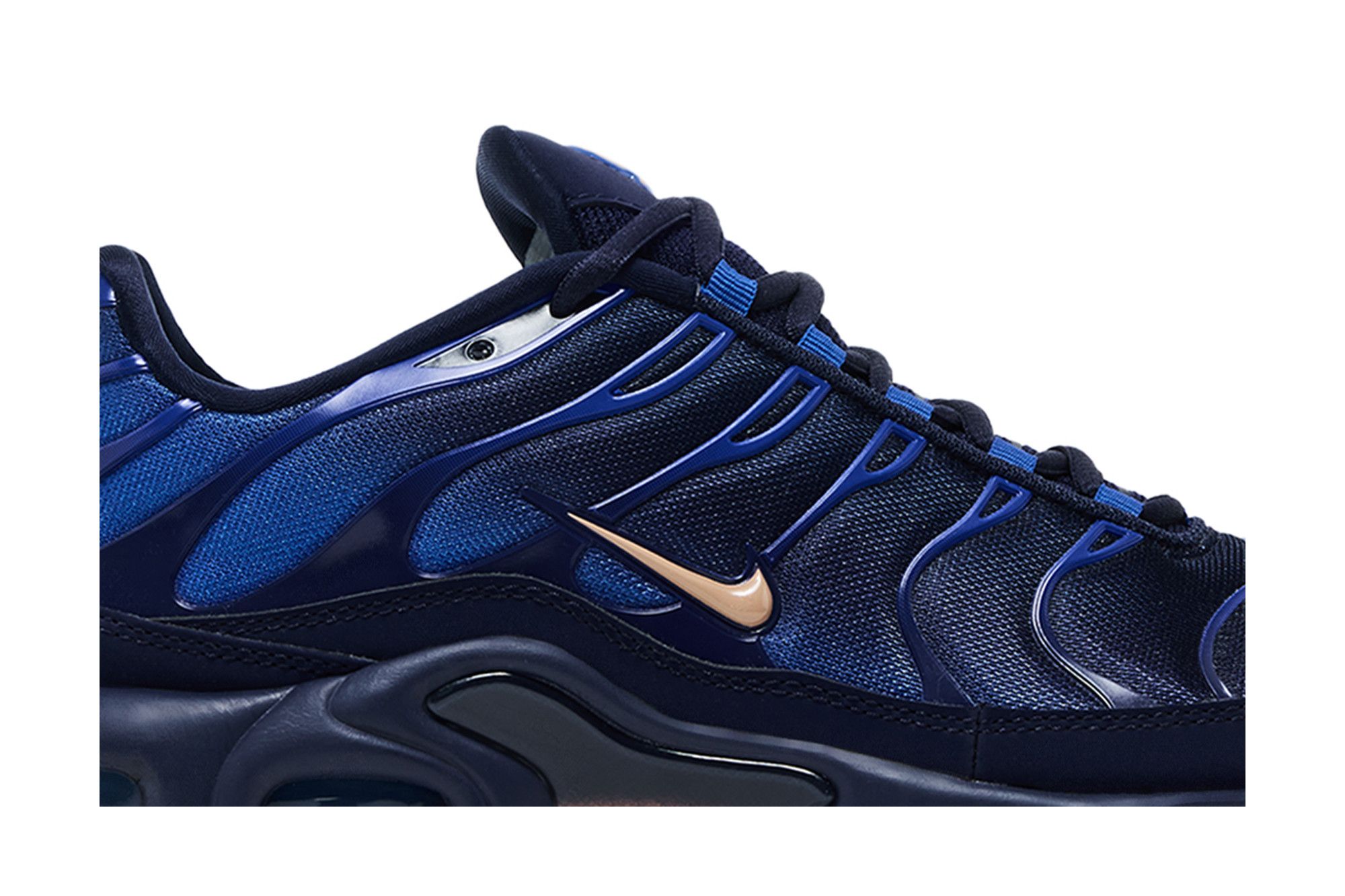 Lookbook 耐克Air Max Plus「法国足球协会」 IQ0170-400