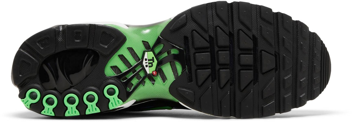 Nike Air Max Plus 'Ikon' DX4326-001 Shop Nike Air Max Plus 'Ikon' DX4326-001