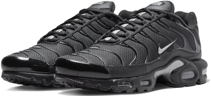 ナイキ エア マックス プラス "ミニスウッシュ 黒メタリックシルバー" DX8971-001 Lookbook ナイキ エア マックス プラス "ミニスウッシュ 黒メタリックシルバー" DX8971-001