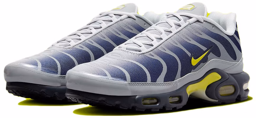 Nike Air Max Plus 'Obsidian Opti Kuning' FZ4622-001 Lookbook Nike Air Max Plus 'Obsidian Opti Kuning' FZ4622-001