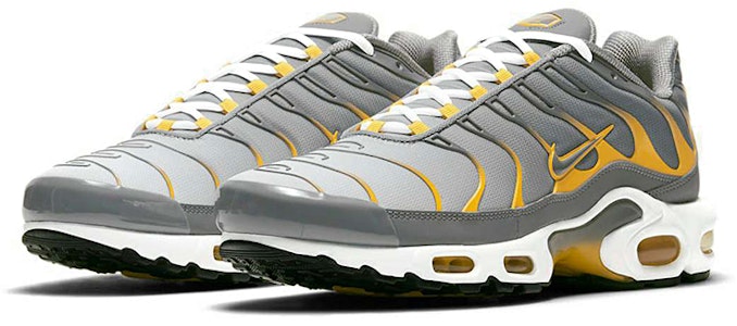 나이키 에어맥스 플러스 "파티클 그레이 다크 설퍼" DD7111-001 Lookbook 나이키 에어맥스 플러스 "파티클 그레이 다크 설퍼" DD7111-001