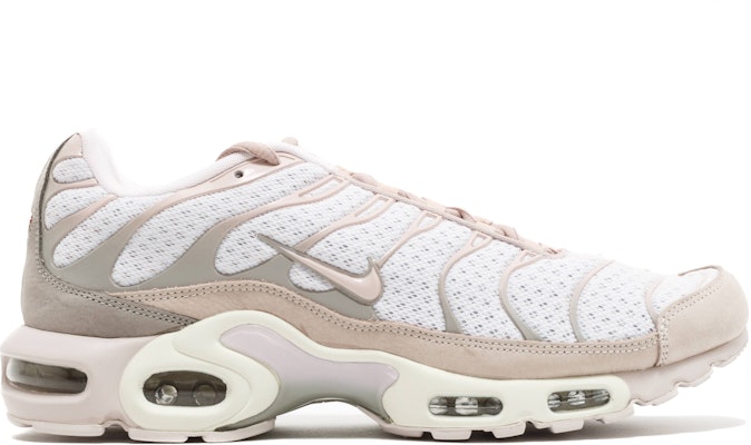 All pink air max 2025 plus