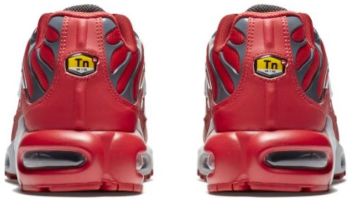 Nike Air Max Plus 'Red Pure Platinum' 852630-600 Lookbook Nike Air Max Plus 'Red Pure Platinum' 852630-600
