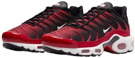 (W) Nike Air Max Plus 'Merah Universitas Hitam' FV0950-600 Lookbook (W) Nike Air Max Plus 'Merah Universitas Hitam' FV0950-600