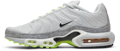 나이키 에어맥스 플러스 '리플렉티브 로고' DB0682-002 Lookbook 나이키 에어맥스 플러스 '리플렉티브 로고' DB0682-002