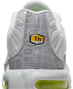 나이키 에어맥스 플러스 '리플렉티브 로고' DB0682-002 Sizing 나이키 에어맥스 플러스 '리플렉티브 로고' DB0682-002