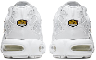 Nike Air Max Plus 'Swoosh Dapat Dilepas' CJ9696-100 Shop Nike Air Max Plus 'Swoosh Dapat Dilepas' CJ9696-100