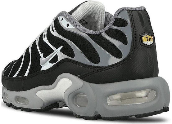Nike Air Max Plus 'San Antonio Spurs' Zapatillas Baloncesto Retro 852630-010 Lookbook Nike Air Max Plus 'San Antonio Spurs' Zapatillas Baloncesto Retro 852630-010