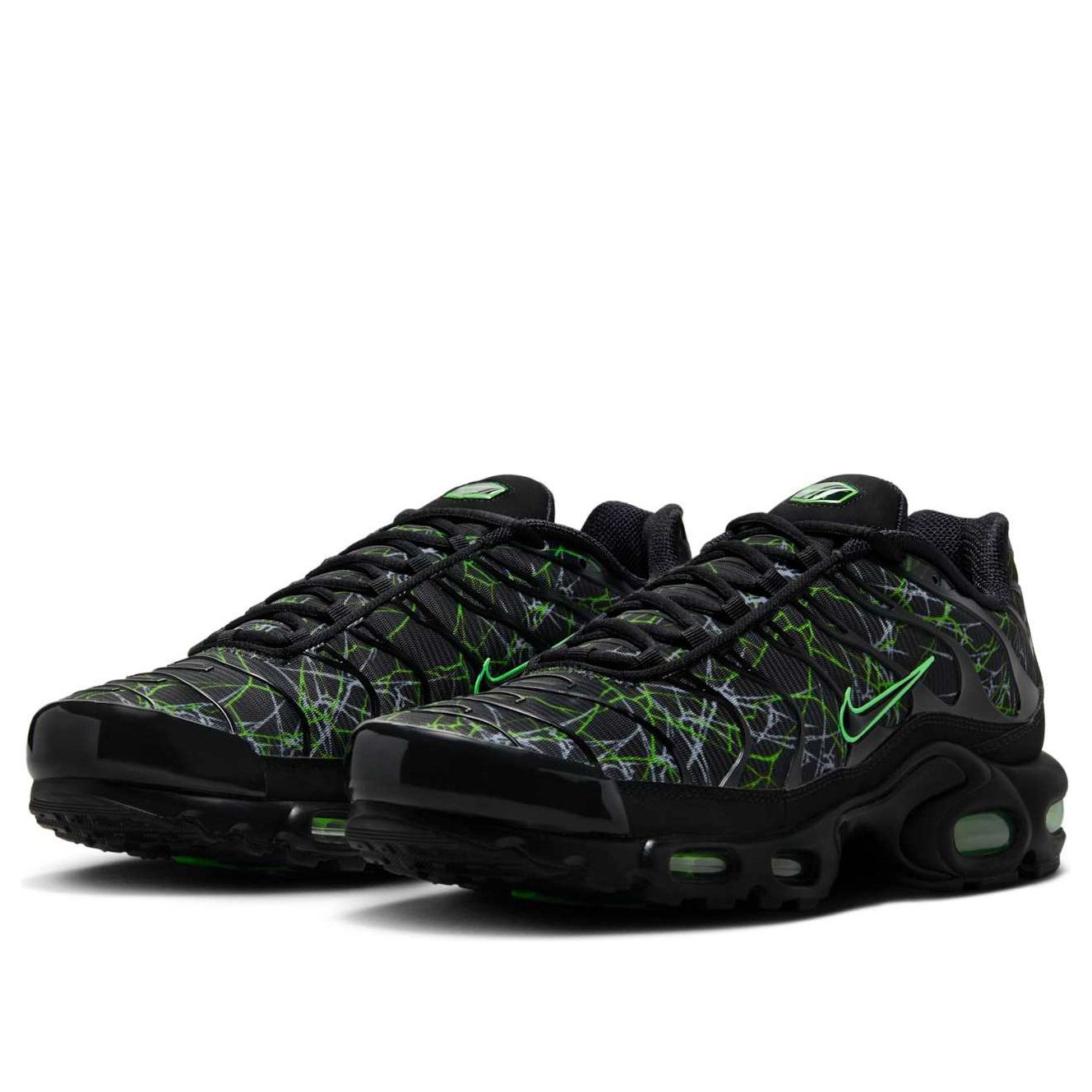Lookbook Nike Air Max Plus 破碎玻璃款 IB3075-001