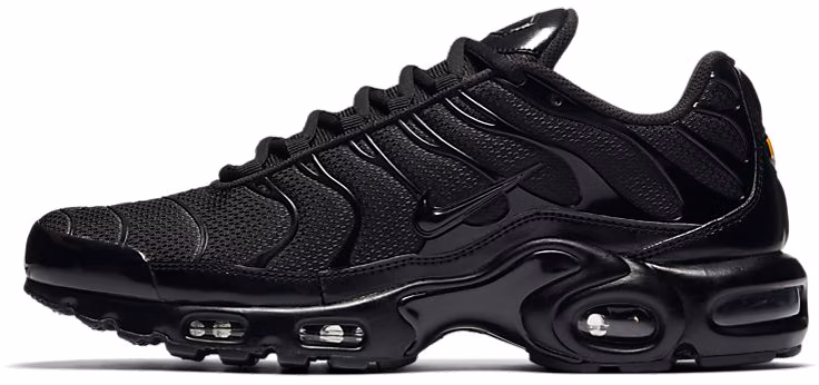air-max-plus-triple-black