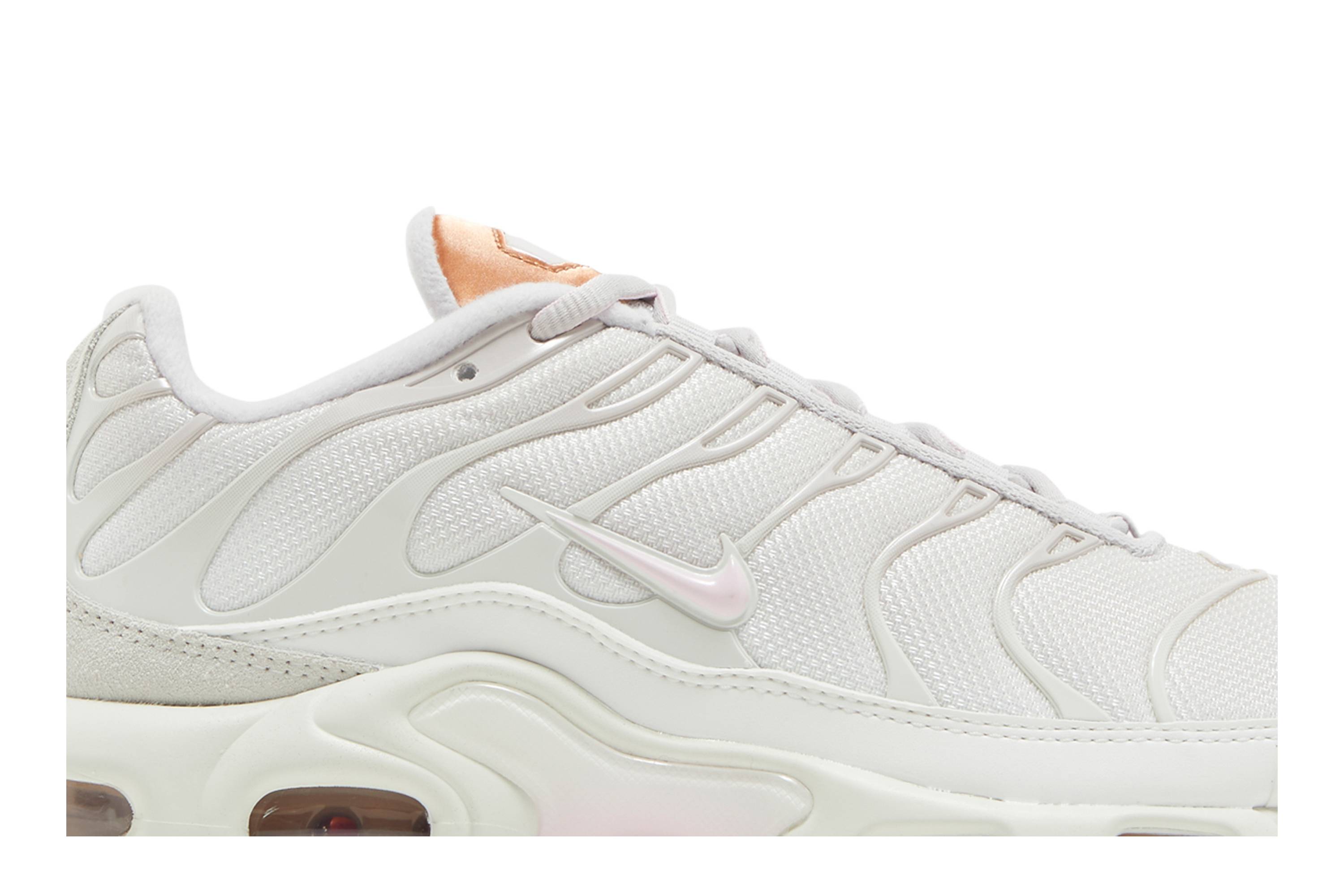 Order (W) 耐克Air Max Plus“广灰金属铜” DD6612-001