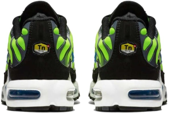 Nike Air Max Plus 'Volt' Sepatu Pria 852630-700 Shop Nike Air Max Plus 'Volt' Sepatu Pria 852630-700