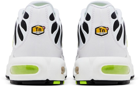 Nike Air Max Plus 'Putih Hitam Volt' DM0032-103 Details for Nike Air Max Plus 'Putih Hitam Volt' DM0032-103