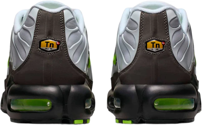 Nike Air Max Plus Neón IQ0288-100 Lookbook Nike Air Max Plus Neón IQ0288-100