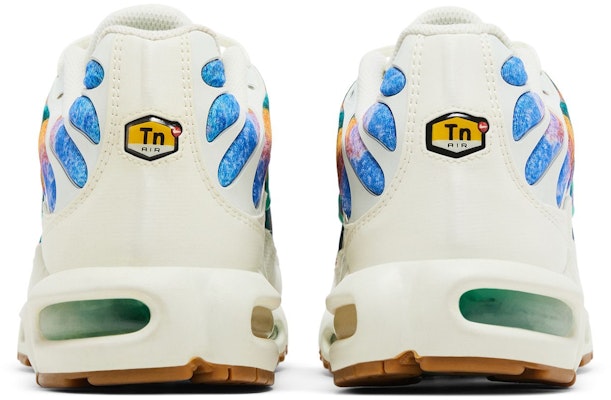 耐吉 Air Max Plus 替代银河 AR1949-100 Details for 耐吉 Air Max Plus 替代银河 AR1949-100