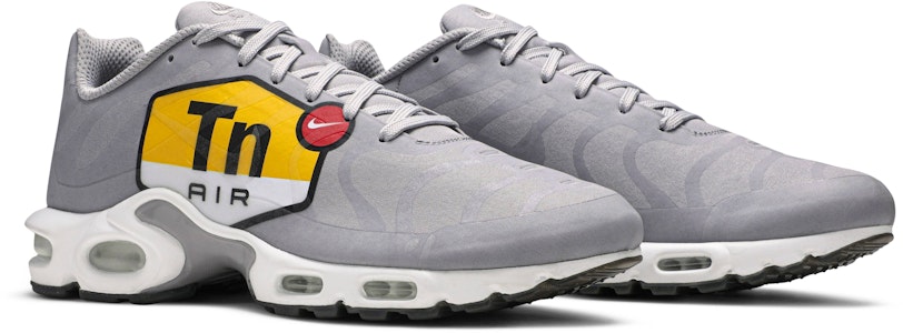 ナイキ エア マックス プラス ビッグロゴ ウルフグレー AJ7181-001 Cheap ナイキ エア マックス プラス ビッグロゴ ウルフグレー AJ7181-001