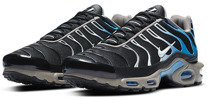 나이키 에어맥스 플러스 블랙/블루 CT1097-002 Lookbook 나이키 에어맥스 플러스 블랙/블루 CT1097-002