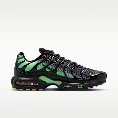 Lookbook Nike Air Max Plus Nero/Verde Illusione/Nero DM0032-043
