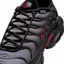 Sizing Nike Air Max Plus 黑色/鉛筆灰/深紅 DM0032-032