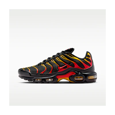 Nike Air Max Plus Black/University Gold/University Red
