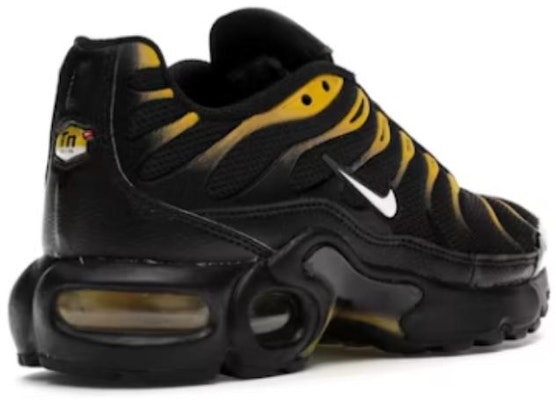 Nike Air Max Plus Negro Blanco ‘Azufre Vivo’ 852630-020 Lookbook Nike Air Max Plus Negro Blanco ‘Azufre Vivo’ 852630-020