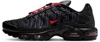 nike-air-max-plus-black-wolf-grey-metallic-silver-university-red-ih-4459-001