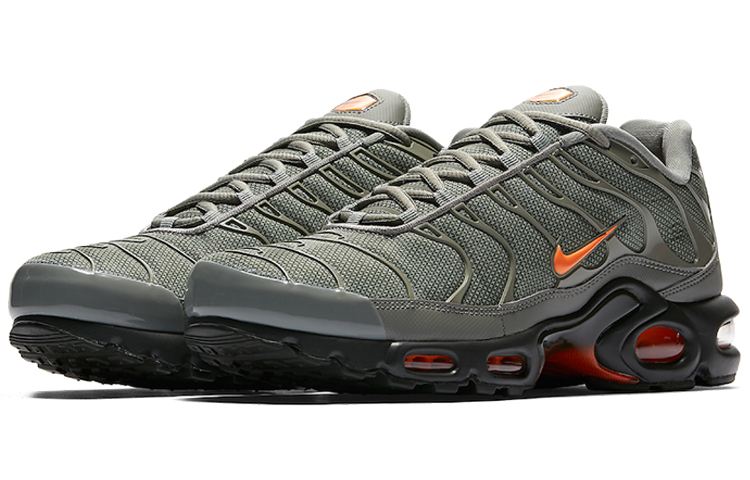 Lookbook 耐克Air Max Plus 深橄榄绿 AJ2013-003