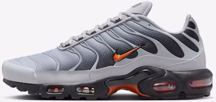Nike Air Max Plus DM0032-011 Nike Air Max Plus DM0032-011