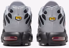 Nike Air Max Plus Sepatu Olahraga Pria DM0032-011 Details for Nike Air Max Plus Sepatu Olahraga Pria DM0032-011