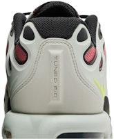 Nike Air Max Plus Drift 'Light Silver' Sepatu Olahraga Wanita Pria FD4290-009 Sizing Nike Air Max Plus Drift 'Light Silver' Sepatu Olahraga Wanita Pria FD4290-009