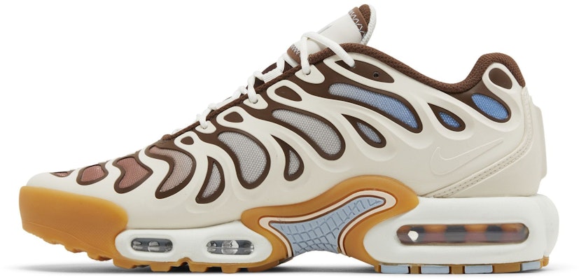 Nike Air Max Plus Drift 'Phantom Cacao Wow' FD4290-001 Lookbook Nike Air Max Plus Drift 'Phantom Cacao Wow' FD4290-001