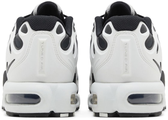 Nike Air Max Plus Drift 'Putih Perak Hitam' FD4290-101 Details for Nike Air Max Plus Drift 'Putih Perak Hitam' FD4290-101