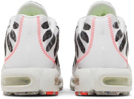 Nike Air Max Plus Essential 'Crater - Polvo de Fotón' DA9326-100 Details for Nike Air Max Plus Essential 'Crater - Polvo de Fotón' DA9326-100