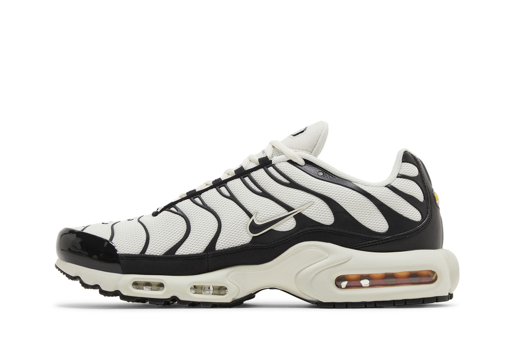 Shop Nike Air Max Plus Esencial 'Panda' FV6264-001