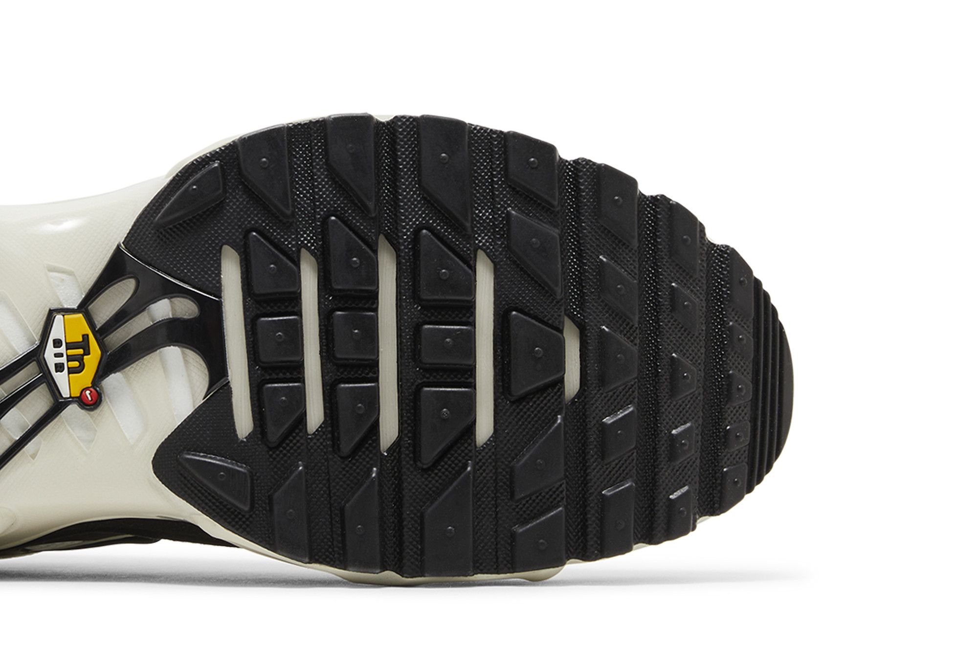 Details for Nike Air Max Plus Esencial 'Panda' FV6264-001